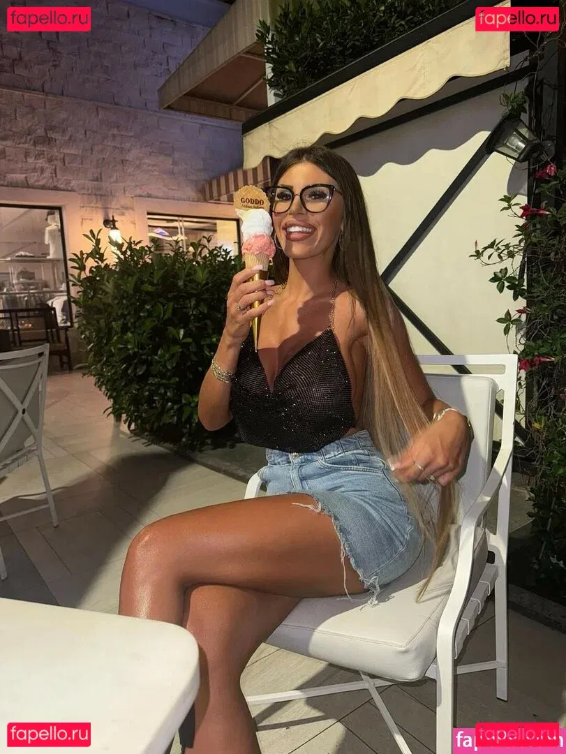 Marija Meglaj Onlyfans Photo Gallery 