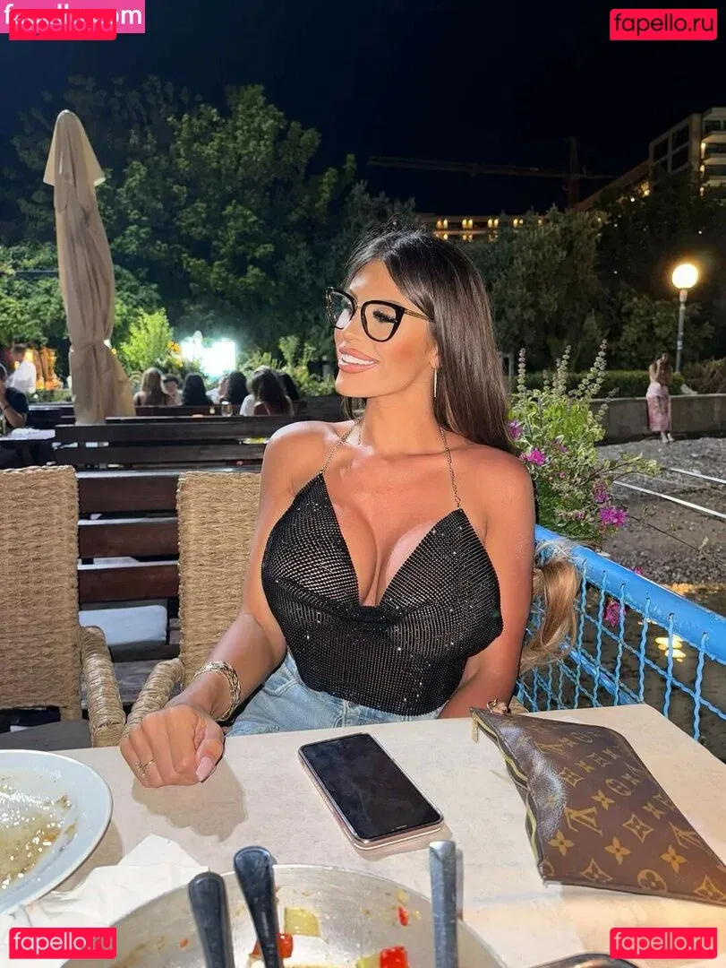 Marija Meglaj Onlyfans Photo Gallery 