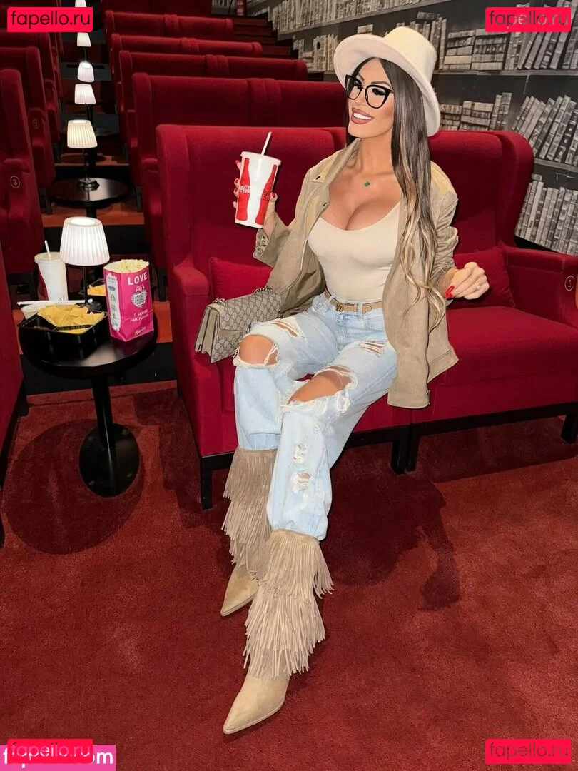 Marija Meglaj Onlyfans Photo Gallery 