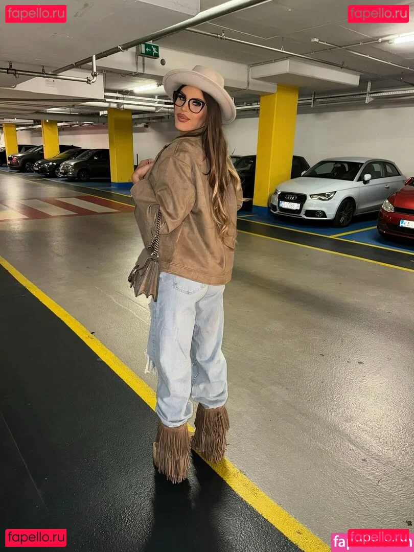 Marija Meglaj Onlyfans Photo Gallery 