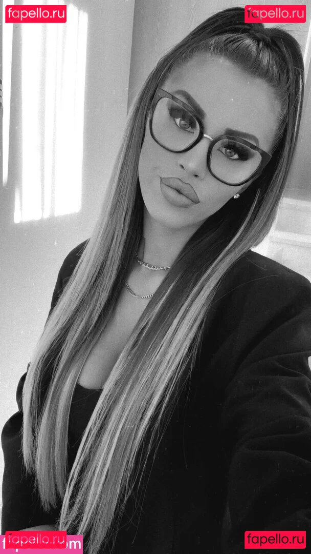 Marija Meglaj Onlyfans Photo Gallery 