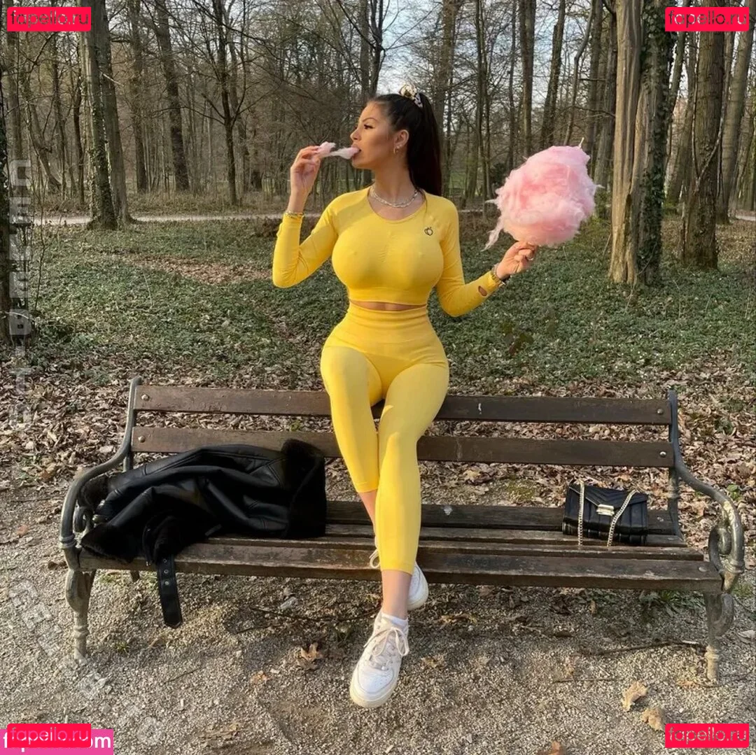 Marija Meglaj Onlyfans Photo Gallery 