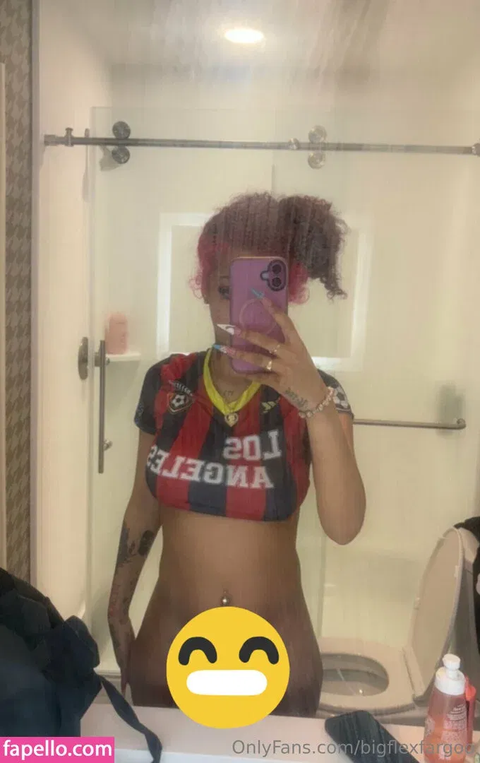 bigflexfargoo Onlyfans Photo Gallery 