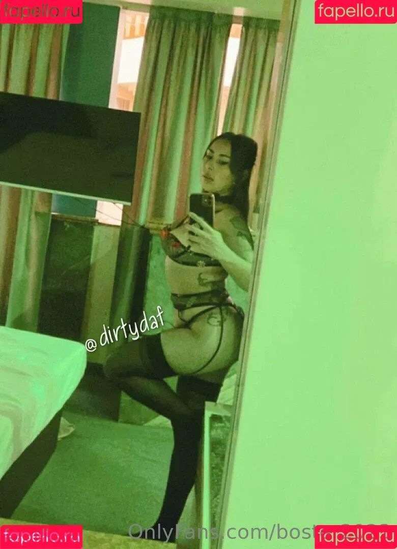 boster2023 Onlyfans Photo Gallery 