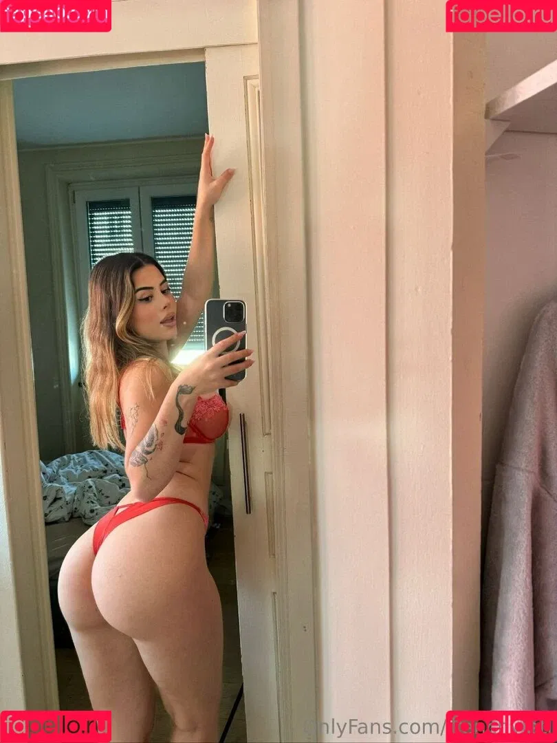 Frenchyleti Onlyfans Photo Gallery 
