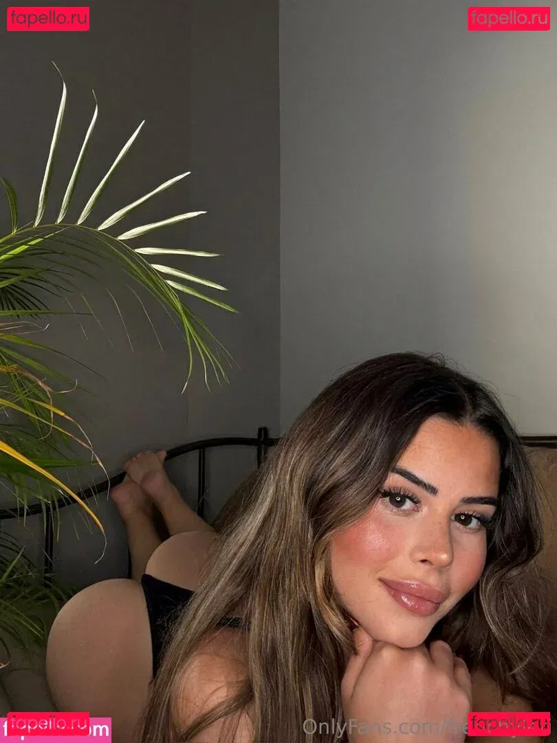 Frenchyleti Onlyfans Photo Gallery 