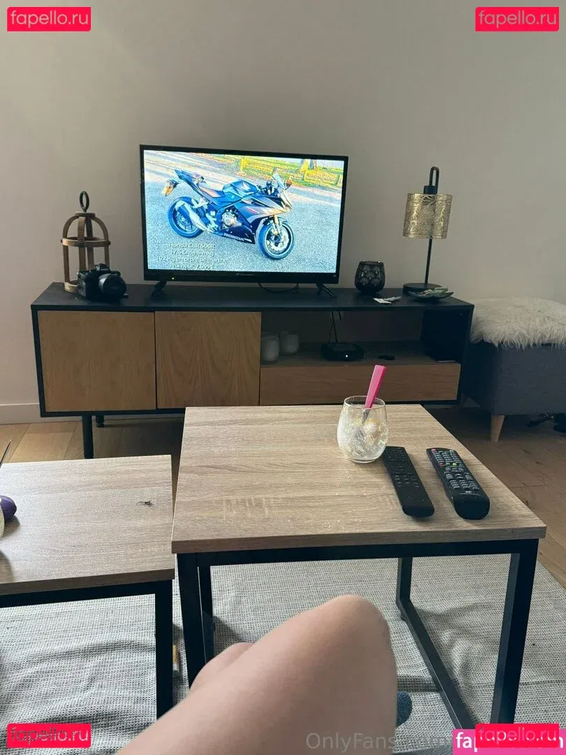 Frenchyleti Onlyfans Photo Gallery 