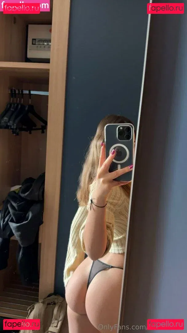 Frenchyleti Onlyfans Photo Gallery 