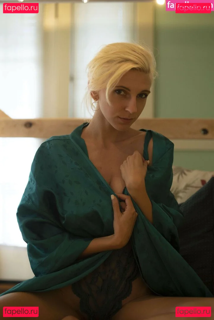 Hopeless So Frantic Onlyfans Photo Gallery 