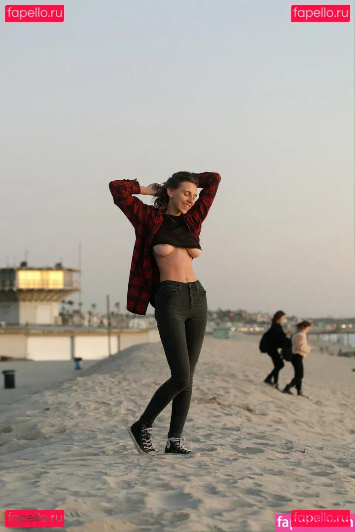 Hopeless So Frantic Onlyfans Photo Gallery 