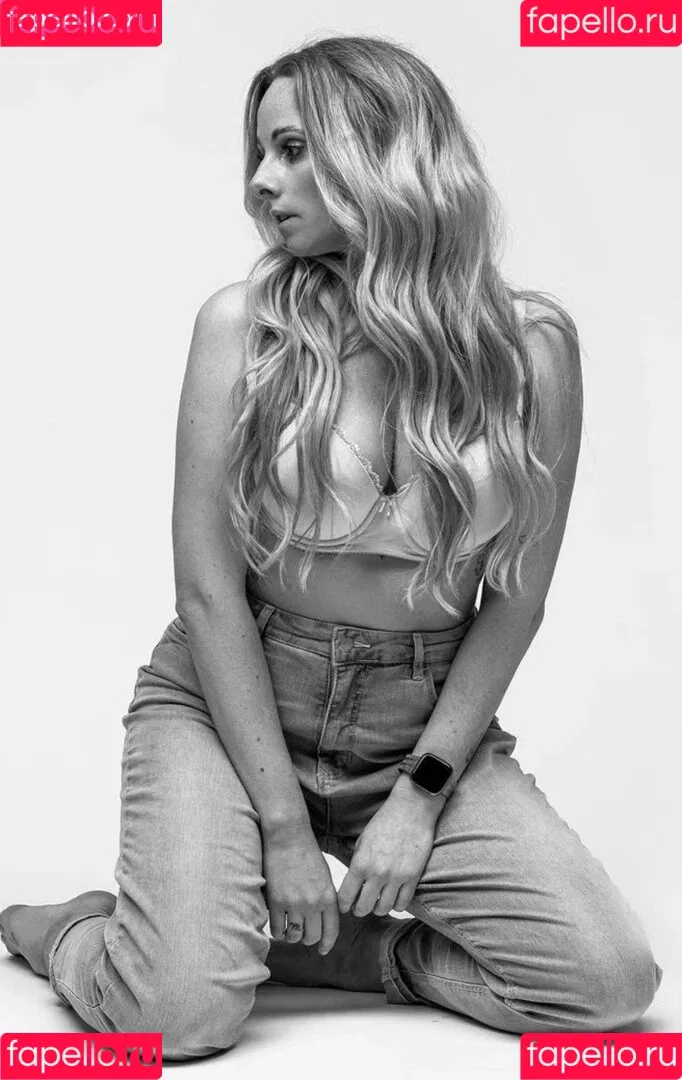 Jacqueline Sparrow Onlyfans Photo Gallery 
