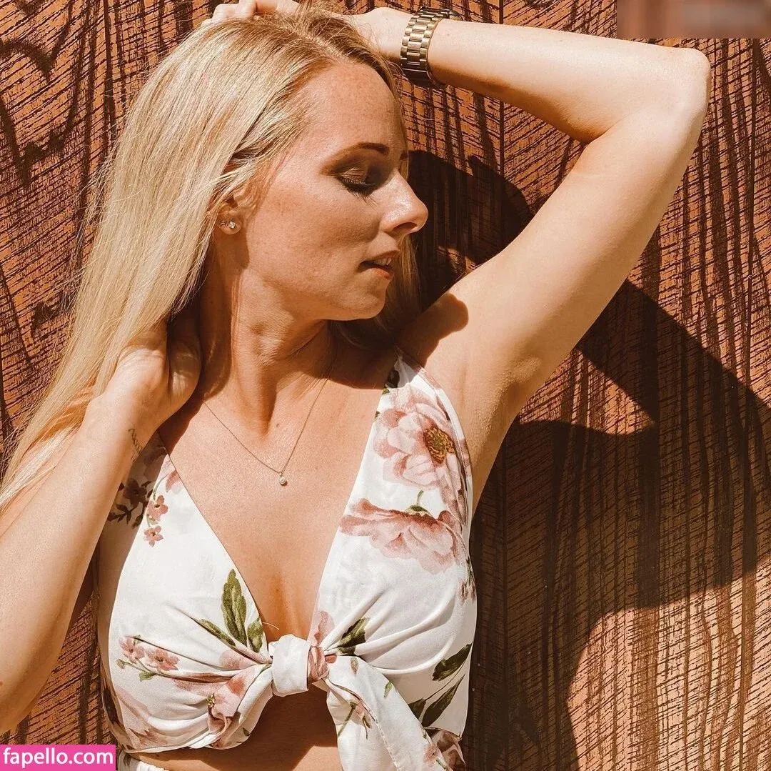 Jacqueline Sparrow Onlyfans Photo Gallery 