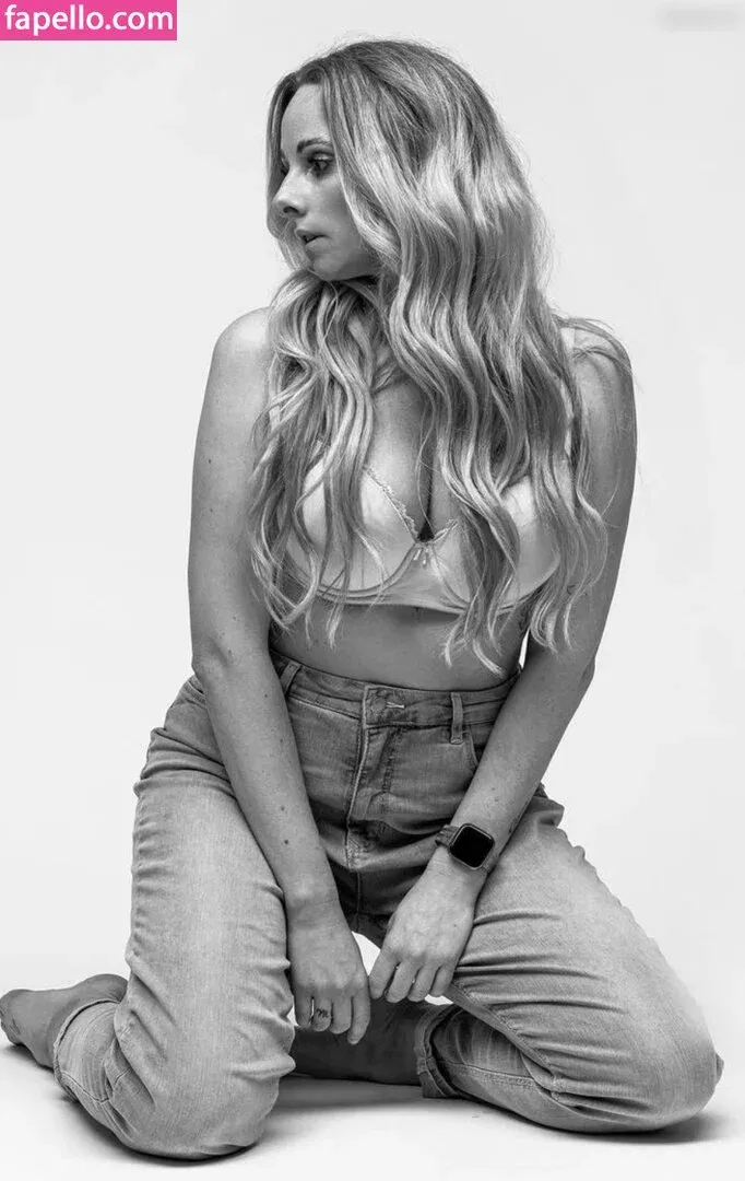 Jacqueline Sparrow Onlyfans Photo Gallery 