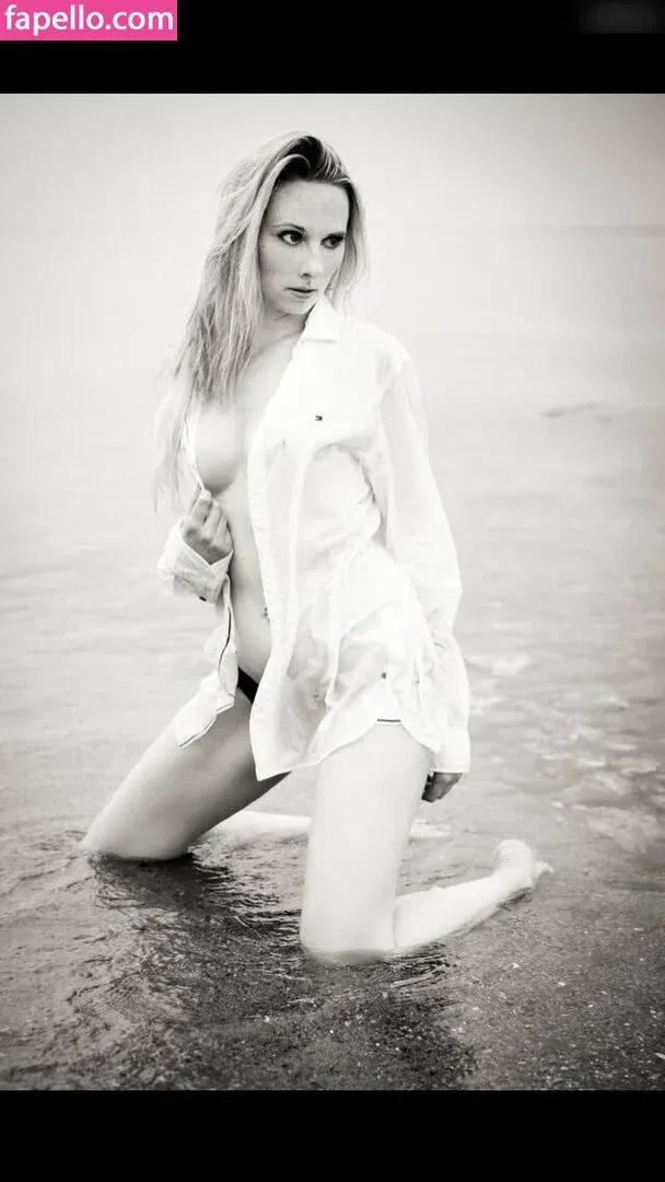 Jacqueline Sparrow Onlyfans Photo Gallery 