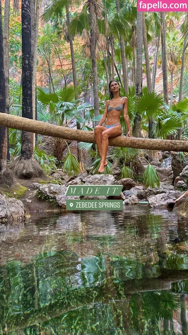 Cass Van Advantures Onlyfans Photo Gallery 