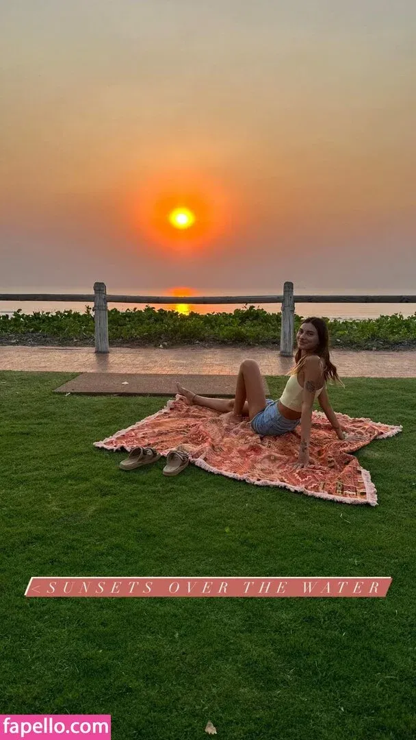 Cass Van Advantures Onlyfans Photo Gallery 