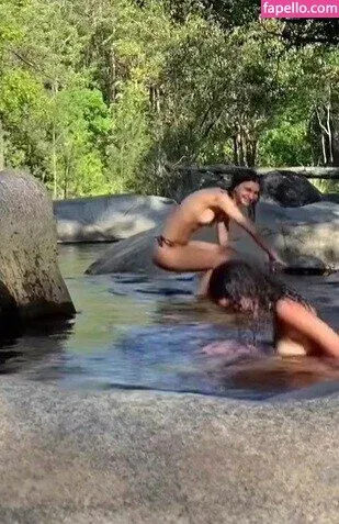 Cass Van Advantures Onlyfans Photo Gallery 