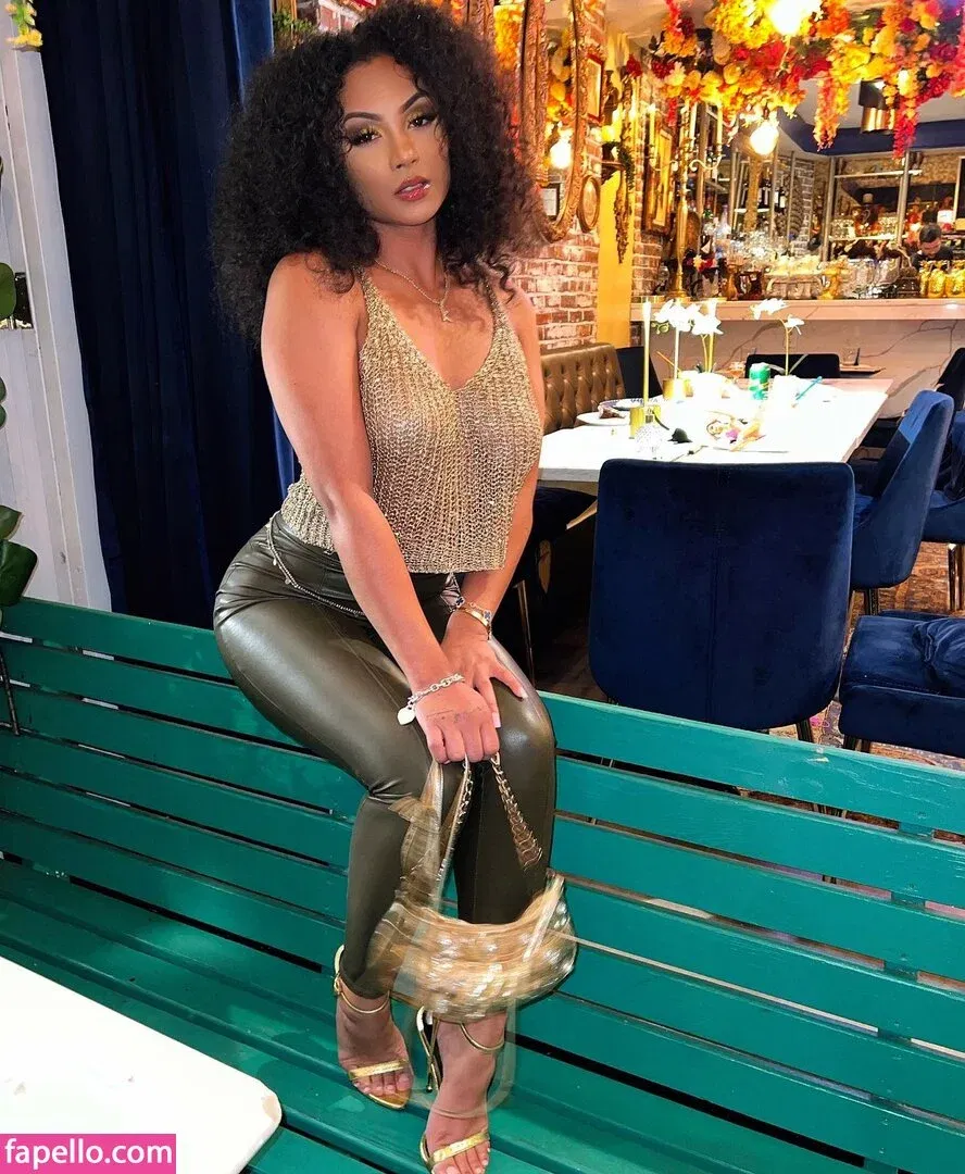 Secret_bombshell Kriz Onlyfans Photo Gallery 