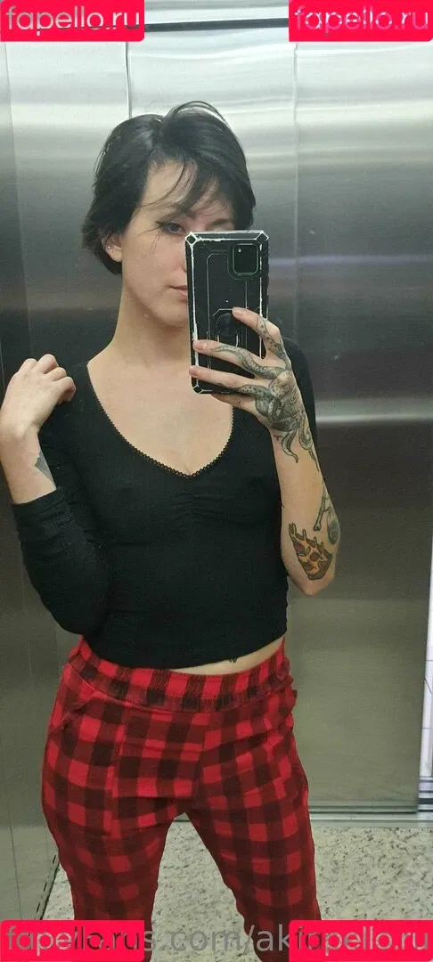 akirakichii Onlyfans Photo Gallery 