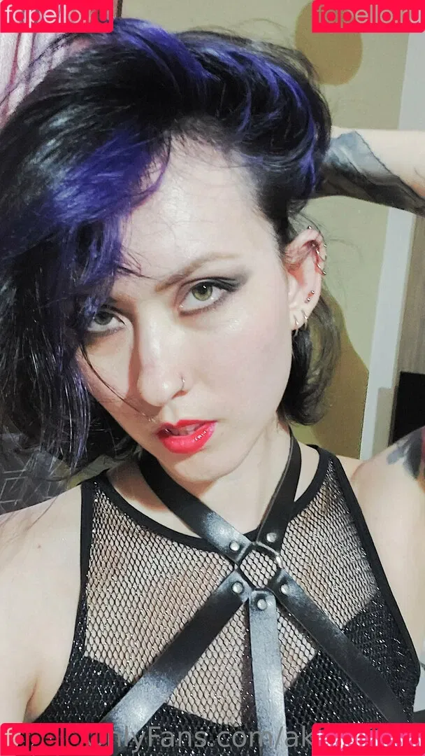 akirakichii Onlyfans Photo Gallery 