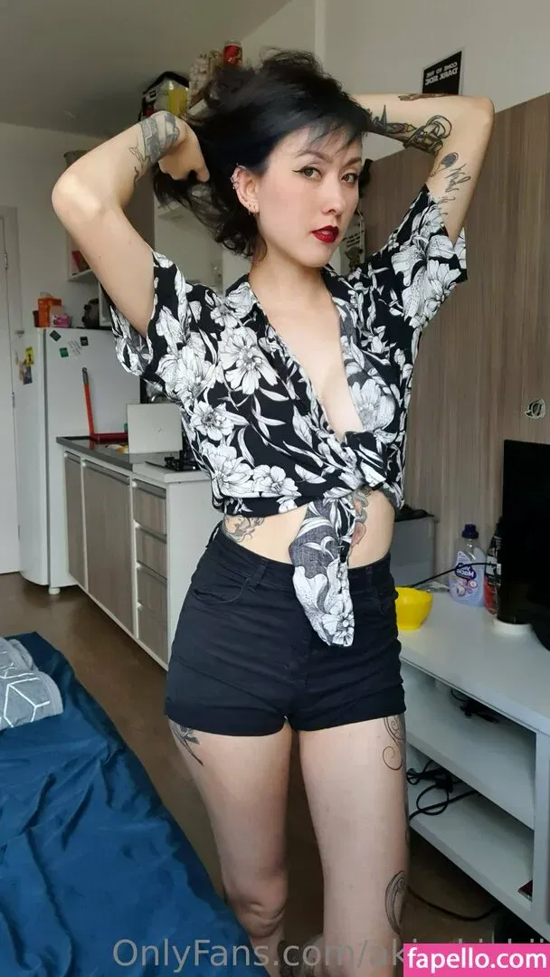 akirakichii Onlyfans Photo Gallery 