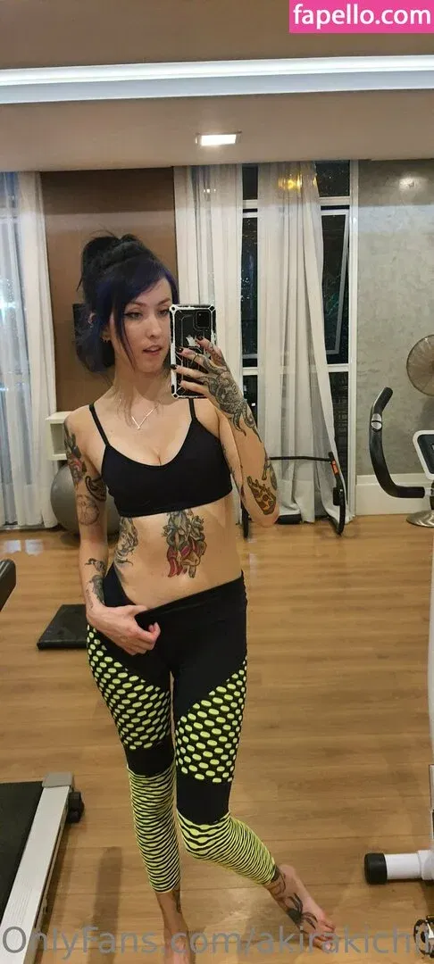 akirakichii Onlyfans Photo Gallery 