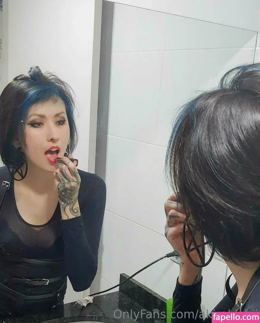 akirakichii Onlyfans Photo Gallery 