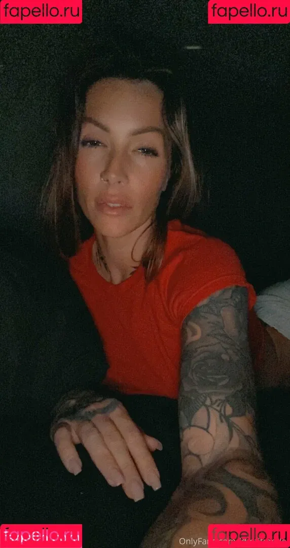 totallynot_ldm Onlyfans Photo Gallery 