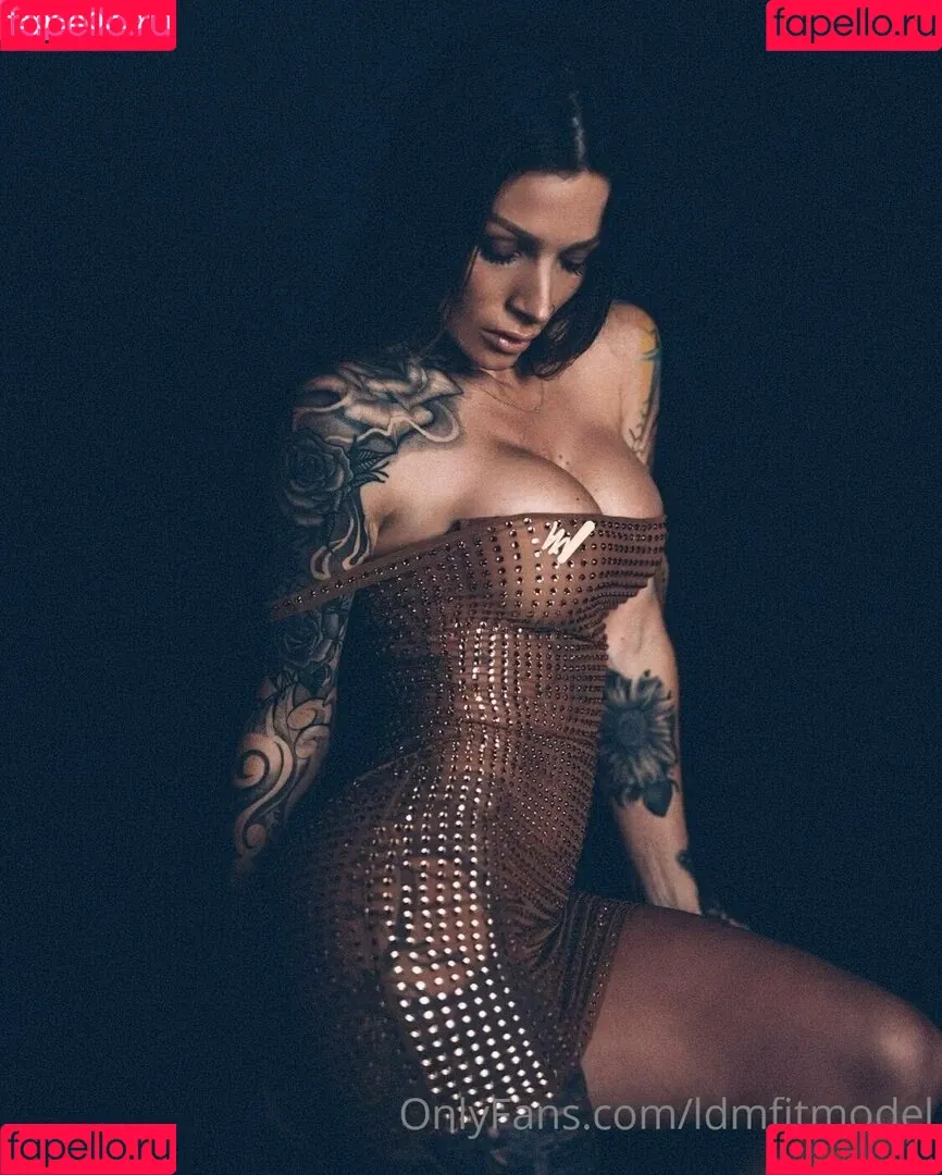 totallynot_ldm Onlyfans Photo Gallery 