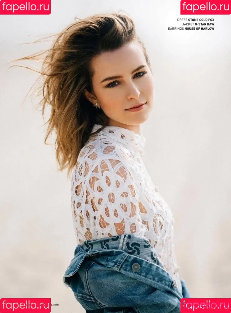 Bridgit Mendler Onlyfans Photo Gallery 