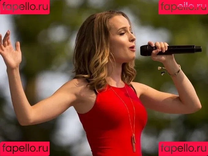 Bridgit Mendler Onlyfans Photo Gallery 