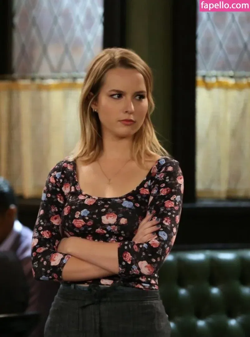 Bridgit Mendler Onlyfans Photo Gallery 