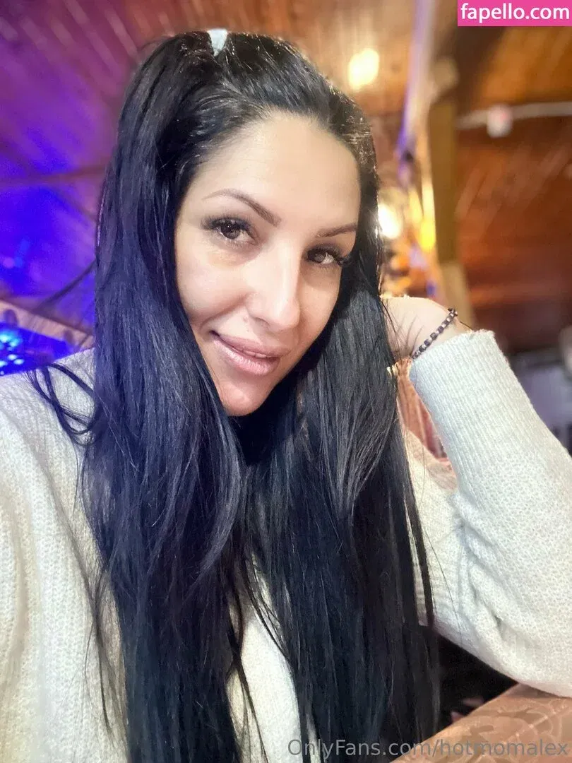 hotmomalex Onlyfans Photo Gallery 