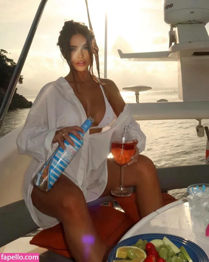 Bianca Anchieta Onlyfans Photo Gallery 