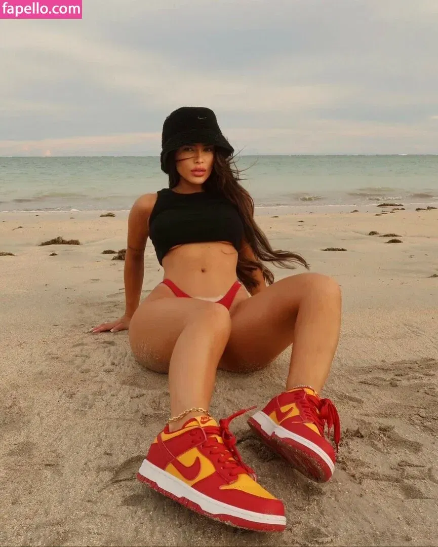 Bianca Anchieta Onlyfans Photo Gallery 