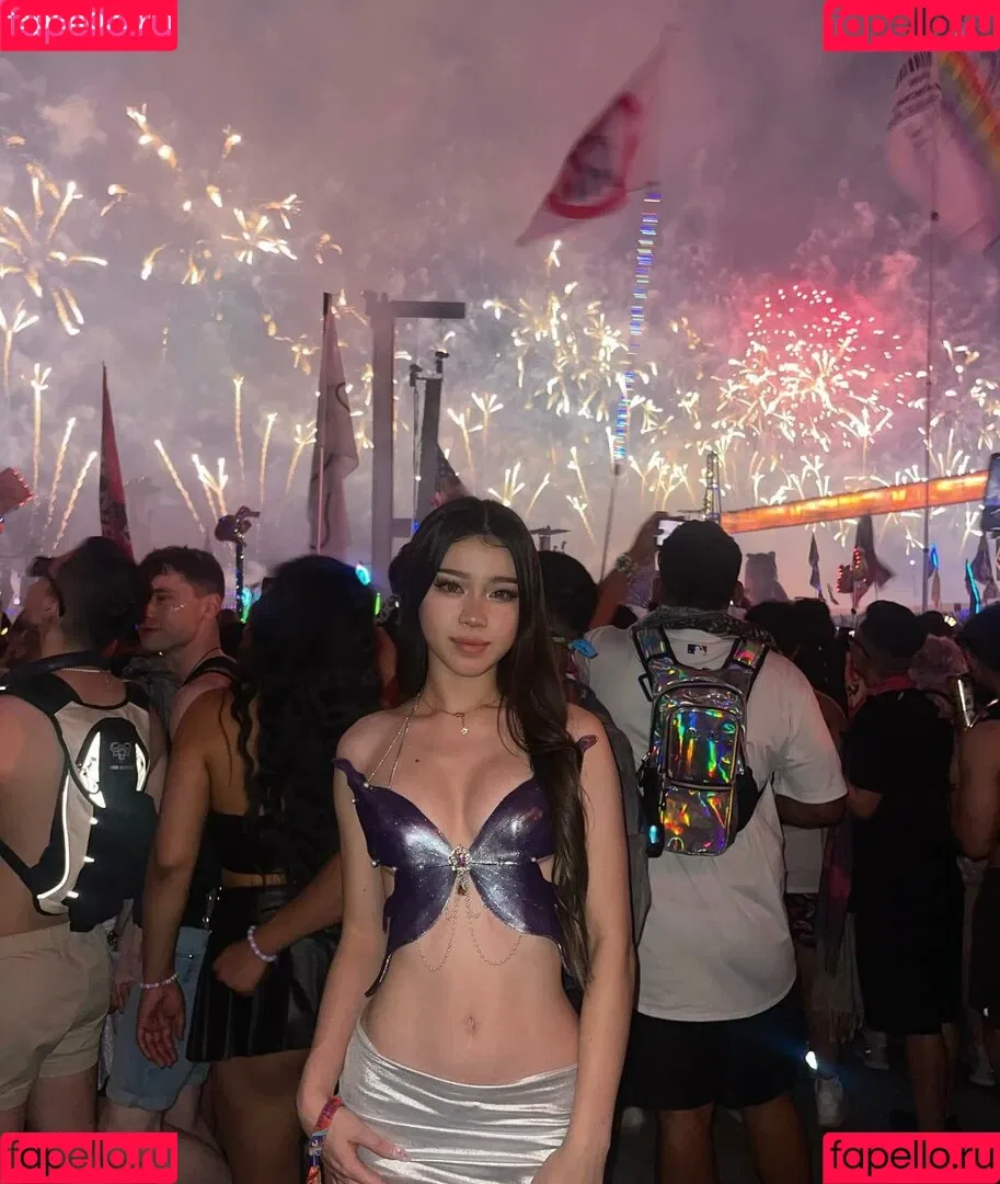 Christina Shi Onlyfans Photo Gallery 