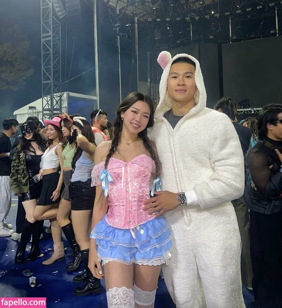 Christina Shi Onlyfans Photo Gallery 