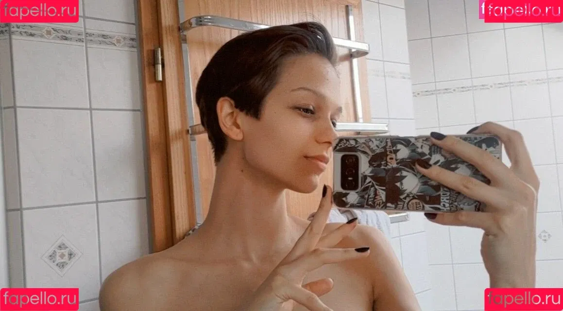MythoBunny Onlyfans Photo Gallery 