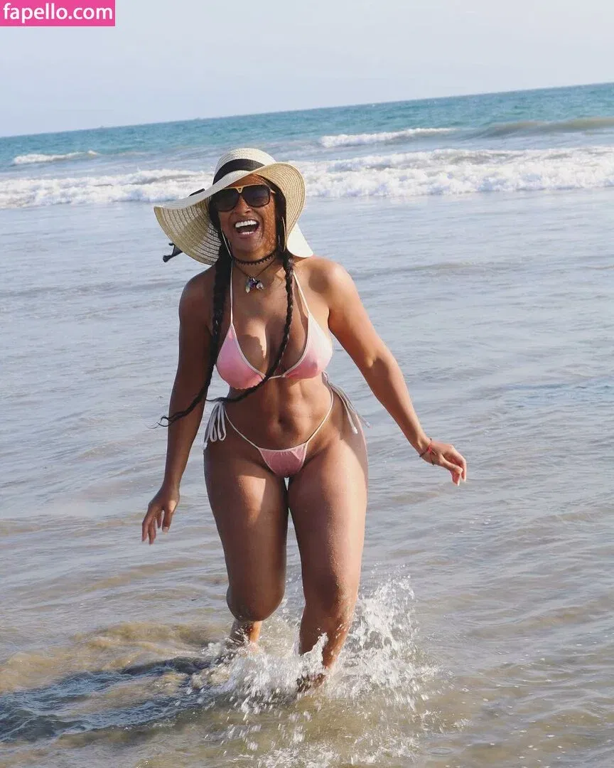 Aimee Ovalles Onlyfans Photo Gallery 