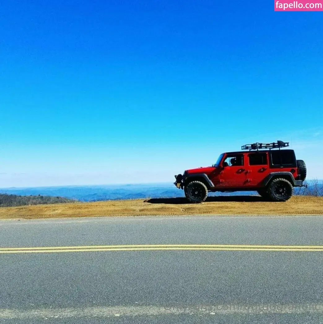 thatmtnguy Onlyfans Photo Gallery 