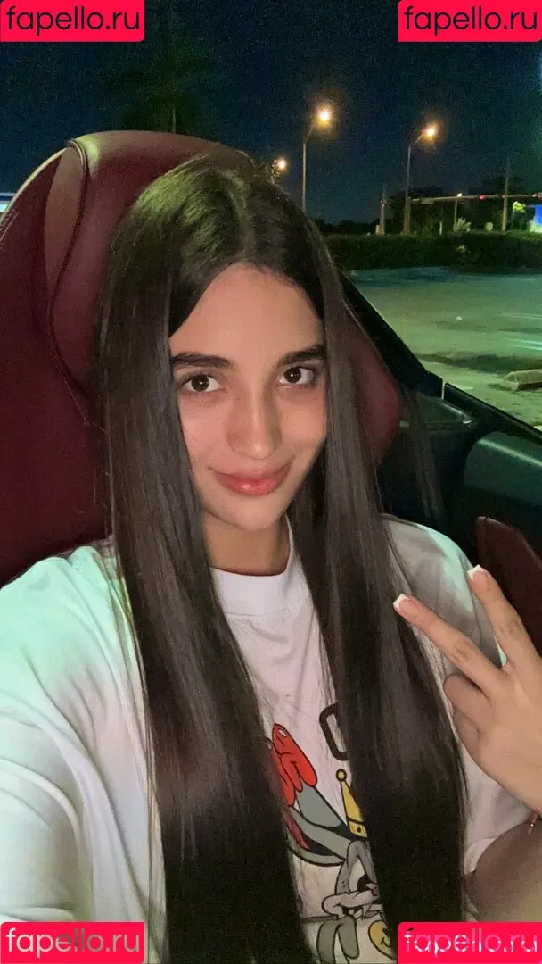 Saray Guzman Onlyfans Photo Gallery 