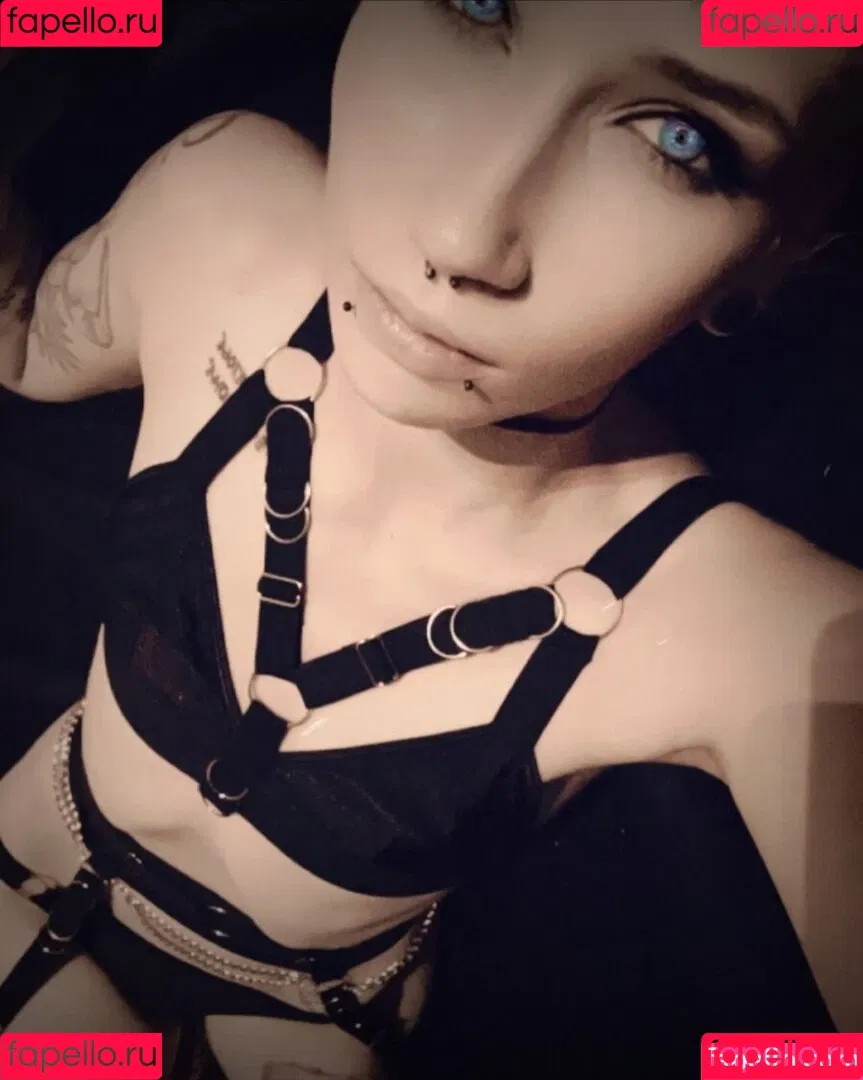 shel_ly Onlyfans Photo Gallery 