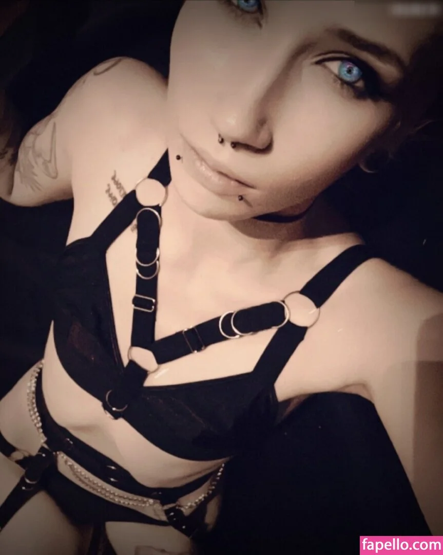 shel_ly Onlyfans Photo Gallery 