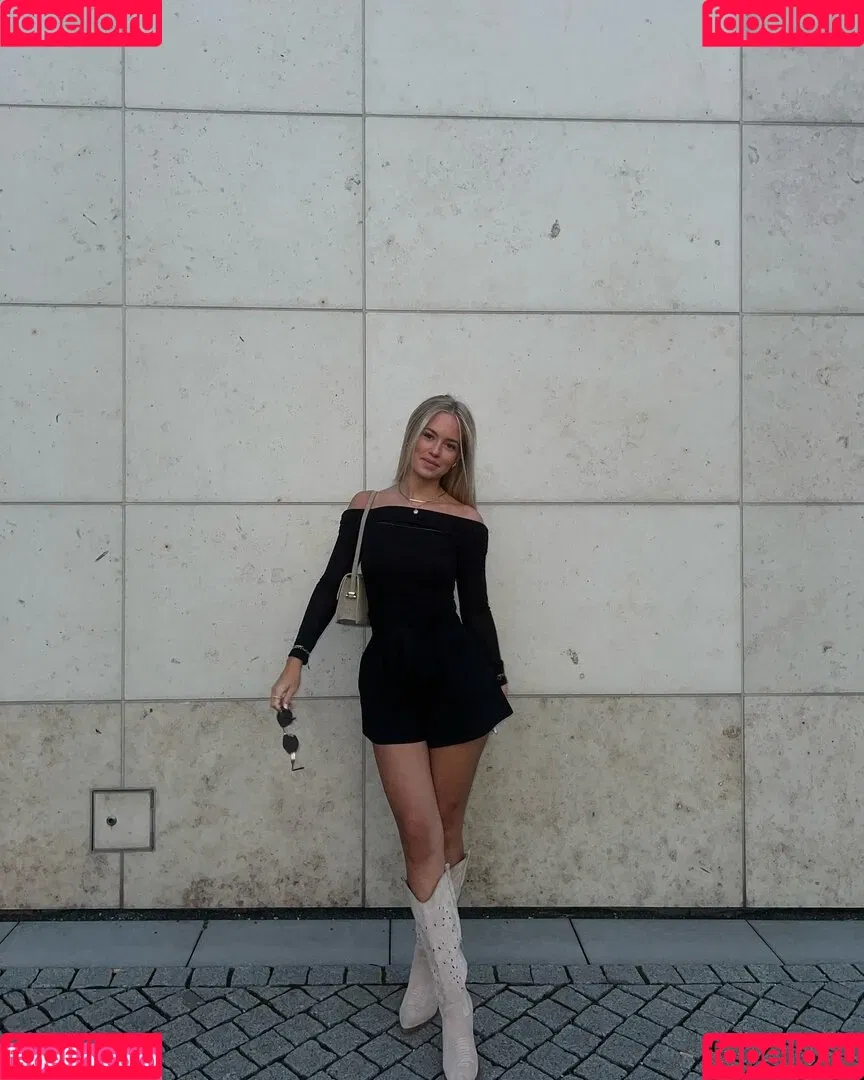 Romy wollmann Onlyfans Photo Gallery 