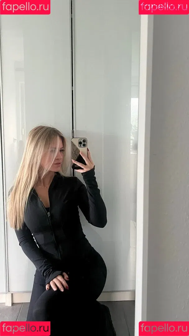 Romy wollmann Onlyfans Photo Gallery 
