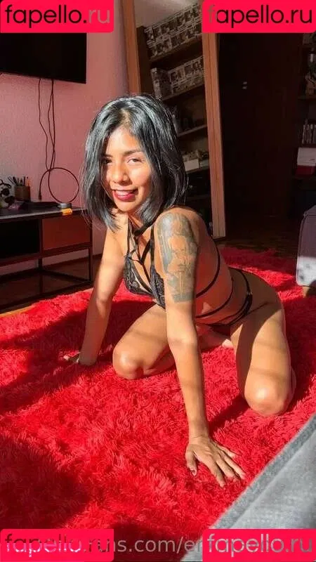 emmayouthl Onlyfans Photo Gallery 