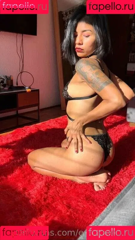 emmayouthl Onlyfans Photo Gallery 