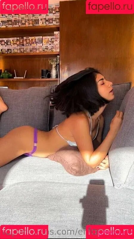 emmayouthl Onlyfans Photo Gallery 