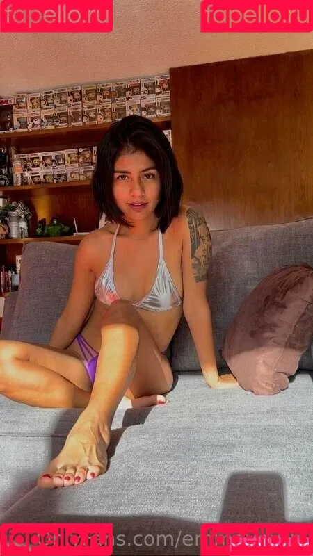 emmayouthl Onlyfans Photo Gallery 