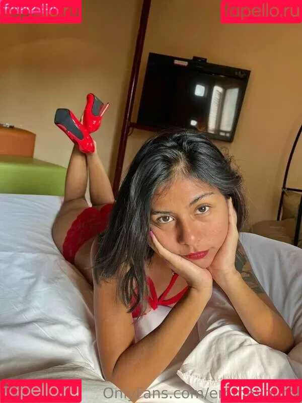 emmayouthl Onlyfans Photo Gallery 